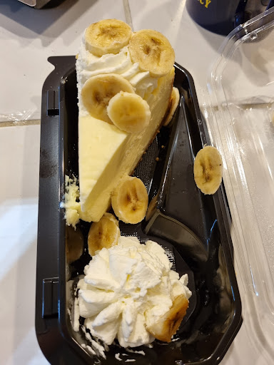 Restaurant «The Cheesecake Factory», reviews and photos, 401 Bellevue Way NE, Bellevue, WA 98004, USA