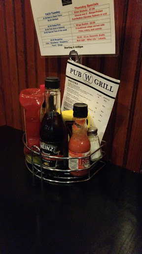 Restaurant «Williamston Pub & Grill», reviews and photos, 132 E Grand River Ave, Williamston, MI 48895, USA