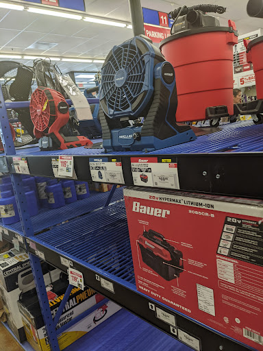 Hardware Store «Harbor Freight Tools», reviews and photos, 356 S Broadway STE 3, Salem, NH 03079, USA