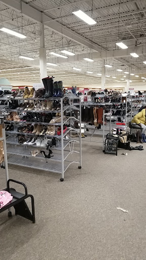 Clothing Store «Burlington Coat Factory», reviews and photos, 55 Brick Blvd, Brick, NJ 08723, USA