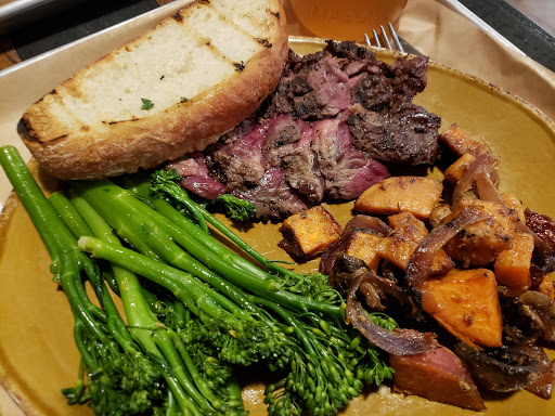 Shopping Mall «Gateway Plaza», reviews and photos, 21929 Ventura Blvd, Los Angeles, CA 91364, USA