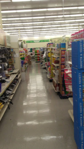 Dollar Store «Dollar Tree», reviews and photos, 2090 Olympic St, Springfield, OR 97477, USA