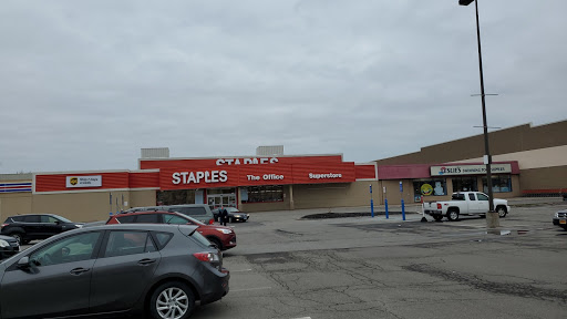 Office Supply Store «Staples», reviews and photos, 1370 W Ridge Rd, Rochester, NY 14615, USA