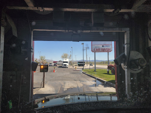 Red Barn Car Wash en Gardnerville
