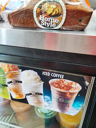 Donut Shop «Yum Yum Donuts», reviews and photos, 366 S Indian Hill Blvd, Claremont, CA 91711, USA