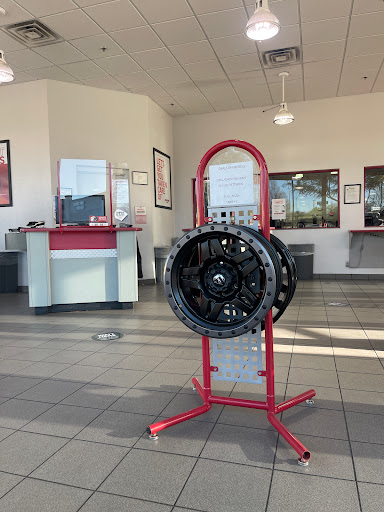 Tire Shop «Discount Tire Store - McKinney, TX», reviews and photos, 2751 S Central Expy, McKinney, TX 75070, USA