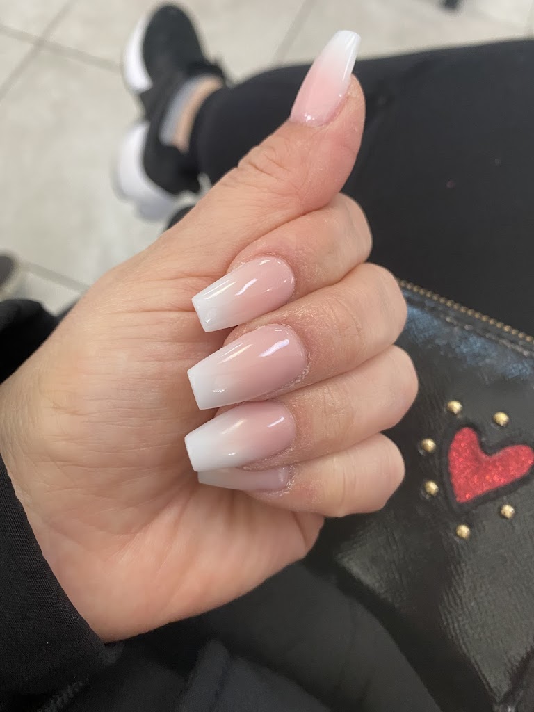 Nail Love and Spa Fort Wayne, IN 46825 Services and Reviews