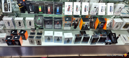 Tobacco Shop «Smokeyz Smoke Shop», reviews and photos, 410 Euclid St #7, Anaheim, CA 92802, USA