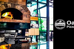 Oasis Pizza Café พิซซ่าเตาฟืน image