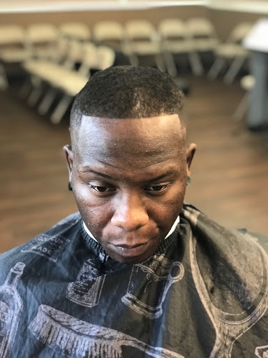 Barber Shop «U.S. CUTS BARBERSHOP INC.», reviews and photos, 426 E Derby Ave, Auburndale, FL 33823, USA