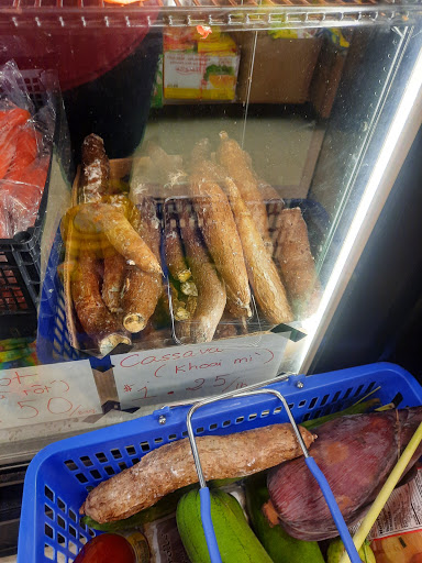 Asian Grocery Store «My Hoa Oriental Food Market», reviews and photos, 454 Azalea Rd, Mobile, AL 36609, USA