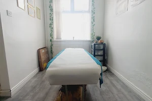 I M Massages ( Deep Tissue Massage Sports Massage Swedish & Hijama Cupping Therapy ) image
