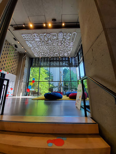 Sporting Goods Store «Nike Seattle», reviews and photos, 1500 6th Ave, Seattle, WA 98101, USA