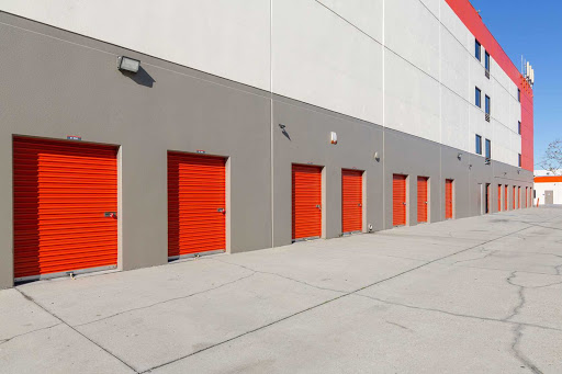 Self-Storage Facility «Public Storage», reviews and photos, 11102 S La Cienega Blvd, Lennox, CA 90304, USA