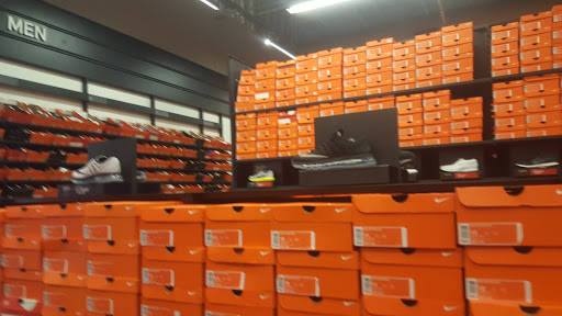 Sporting Goods Store «Nike Factory Store», reviews and photos, 3000 Grapevine Mills Pkwy #611, Grapevine, TX 76051, USA