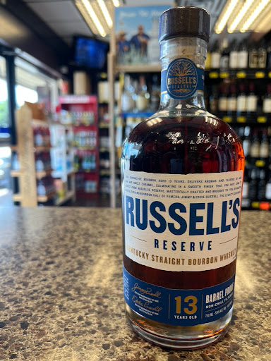 Liquor Store «Heights Liquor», reviews and photos, 643 E 11th St, Houston, TX 77008, USA