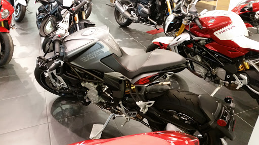 BMW Motorcycle Dealer «Hourglass Cycles», reviews and photos, 6080 Lanier Islands Pkwy, Buford, GA 30518, USA