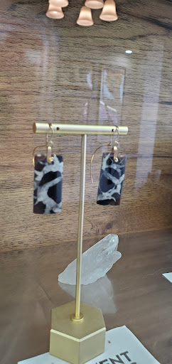 Tattoo Shop «Hopeless Ink Tattoo & Piercing», reviews and photos, 2308 Main St, Vancouver, WA 98660, USA