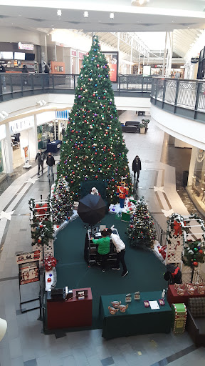 Shopping Mall «Solomon Pond Mall», reviews and photos, 601 Donald Lynch Blvd, Marlborough, MA 01752, USA