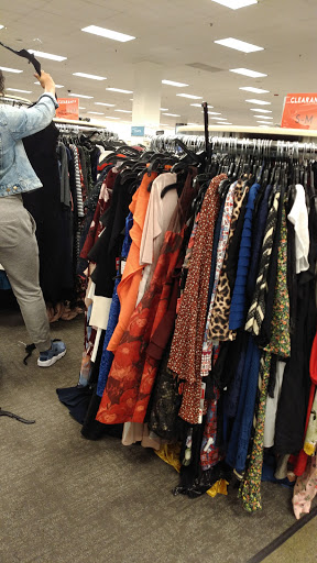 Department Store «Nordstrom Rack», reviews and photos, 17200 Southcenter Pkwy, Tukwila, WA 98188, USA