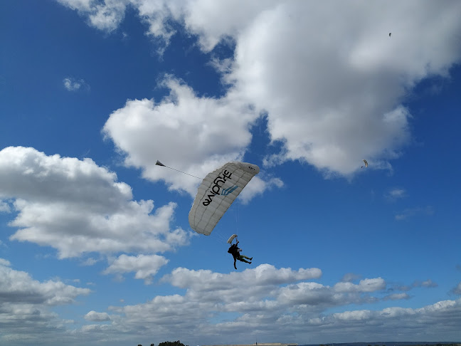 Skydive Portugal - Escola de Paraquedismo - Évora