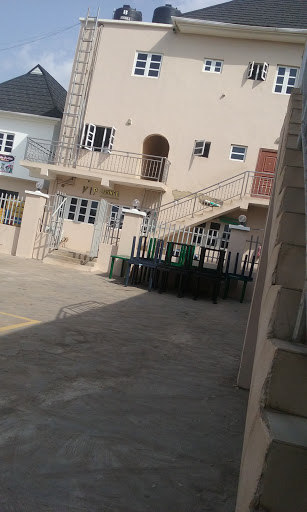 Damjay Grand Royal Palace, Back Of Nipep Fillinf Station, Km 3 Ogo Oluwa Area, Obongan Ibadan Road, Osogbo, Nigeria, Park, state Osun