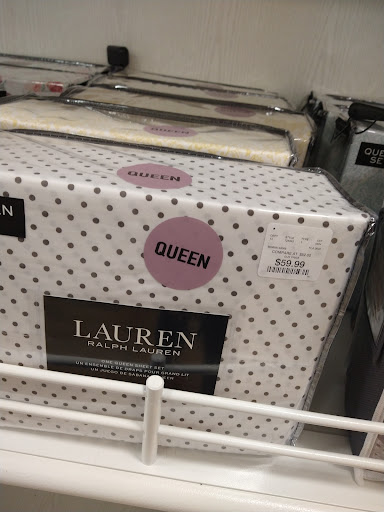 Home Goods Store «Home Goods», reviews and photos, 3 Main St, Edgewater, NJ 07020, USA