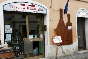 Fiasco e Bottiglia image