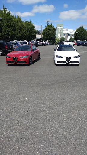 Used Car Dealer «Ron Tonkin Dealerships Used Cars», reviews and photos, 9008 SW Canyon Rd, Portland, OR 97225, USA