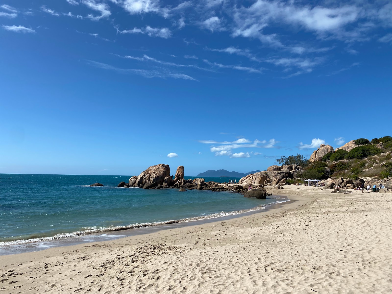 Horseshoe Bay Beach'in fotoğrafı uzun koy ile birlikte
