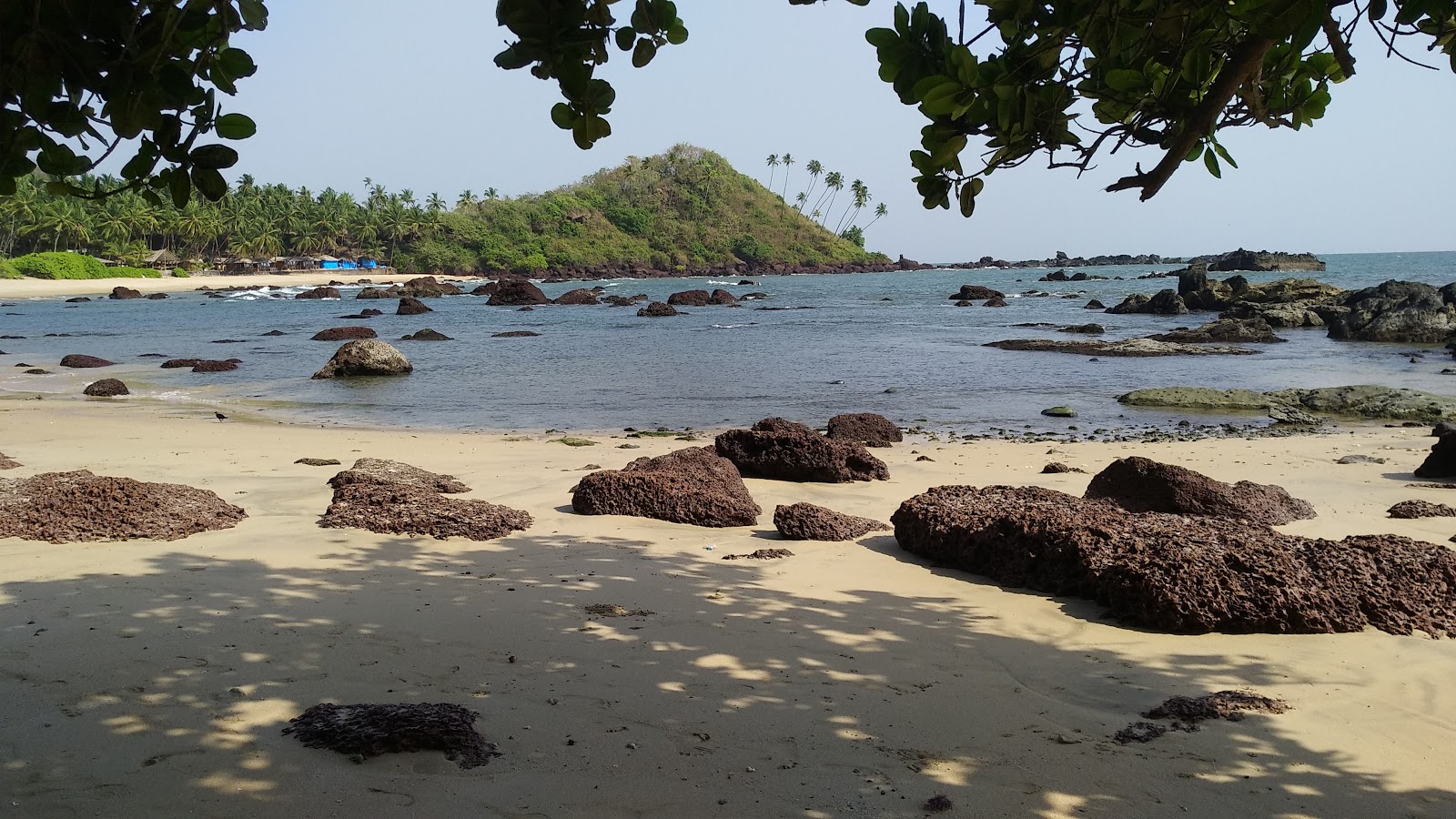 Photo de Small Cola Beach zone des équipements