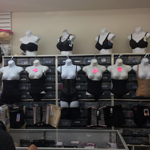 Lingerie Store «Diva Lingerie», reviews and photos, 937 Flatbush Ave, Brooklyn, NY 11226, USA