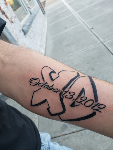 Tattoo Shop «South Indy Ink», reviews and photos, 125 S Buckeye St, Osgood, IN 47037, USA