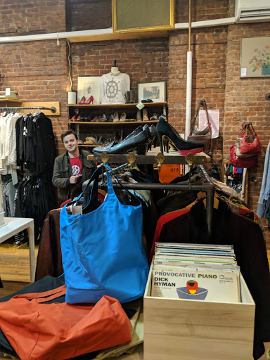 Thrift Store «Housing Works Thrift Shops», reviews and photos, 266 5th Ave, Brooklyn, NY 11215, USA
