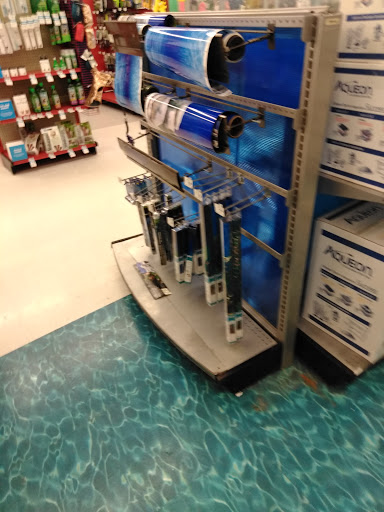 Pet Supply Store «Petco Animal Supplies», reviews and photos, 1220 Commons Cir, Plover, WI 54467, USA