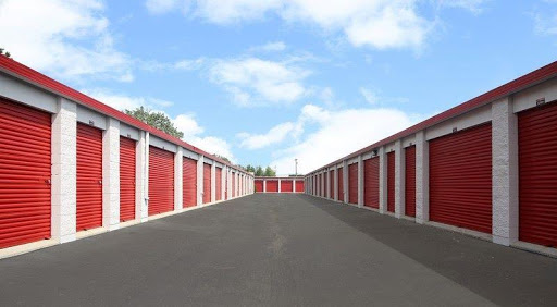 Self-Storage Facility «Simply Self Storage - Charter Township/Groesbeck», reviews and photos, 36261 Groesbeck Hwy, Charter Twp of Clinton, MI 48035, USA