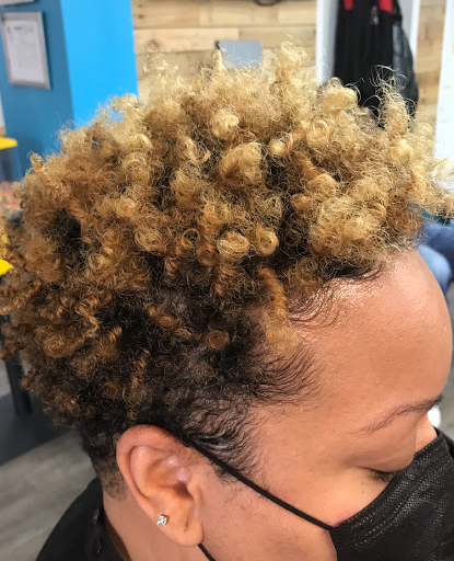 Hair Salon «Unique-N-Favor Black Hair Salon», reviews and photos, 3844 N College Ave, Indianapolis, IN 46205, USA