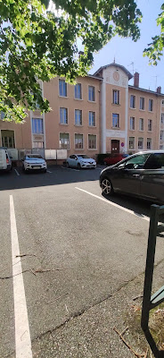 Ecole Communale De Garçons à Miribel