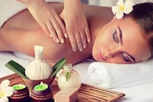 L' ESTIME DU BIEN-ETRE - naturopathie - minceur - massages bien-être SAUJON image