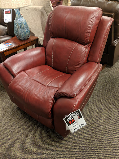 Furniture Store «La-Z-Boy Furniture Galleries», reviews and photos, 17400 NW Corridor Ct, Beaverton, OR 97006, USA