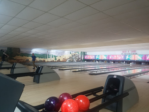 Bowling Alley «Earl Bowl Lanes», reviews and photos, 251 N West End Blvd, Quakertown, PA 18951, USA