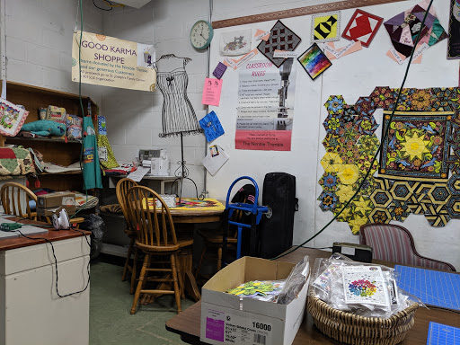 Quilt Shop «The Nimble Thimble Quilt Shop», reviews and photos, 7455 Monterey Rd, Gilroy, CA 95020, USA