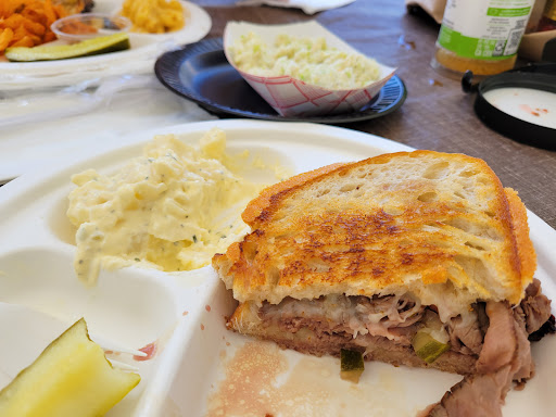 Grocery Store «Natural Bridge General Store», reviews and photos, 593 Wert Faulkner Hwy, Natural Bridge Station, VA 24579, USA