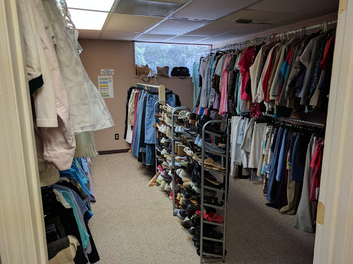 Thrift Store «Humane Society of St Lucie County Thrift Store», reviews and photos, 1001 W Midway Rd, Fort Pierce, FL 34982, USA