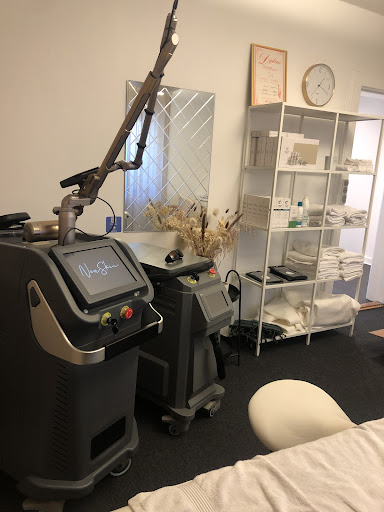 Neuskin Laser Clinic - Laser Hårfjerning København in Copenhagen, København