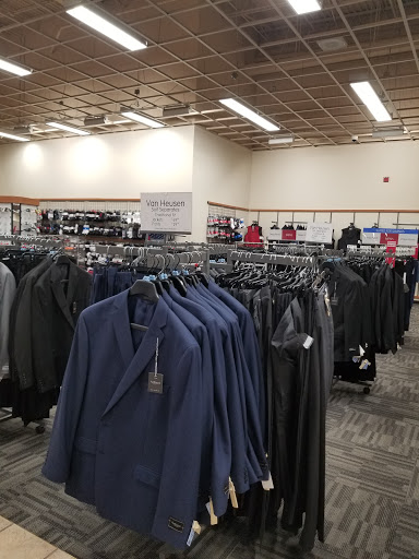 Clothing Store «Burlington Coat Factory», reviews and photos, 533 S Broad St, Meriden, CT 06450, USA