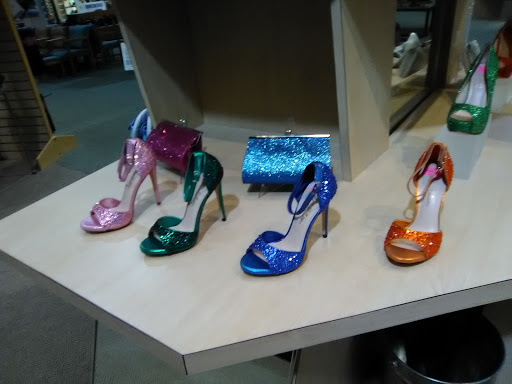 Shoe Store «Reyers Shoe Store», reviews and photos, 40 S Water Ave, Sharon, PA 16146, USA