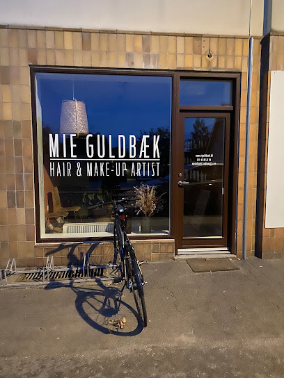 MIE GULDBÆK - HAIR & MAKE-UP ARTIST