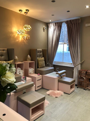 Reviews of L N' ROSES BEAUTY SALON in Worthing - Beauty salon