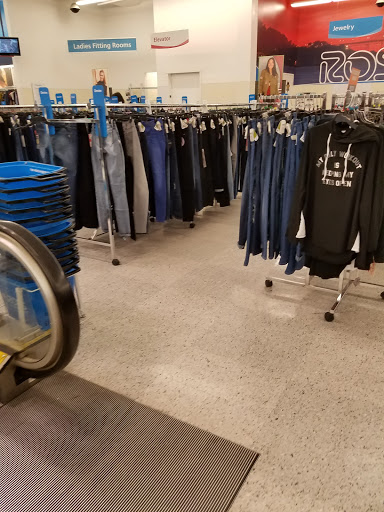 Clothing Store «Ross Dress for Less», reviews and photos, 2550 Taylor St, San Francisco, CA 94133, USA